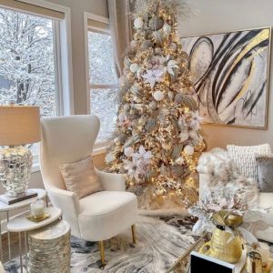 Luxurious and magnificent Christmas decorations
